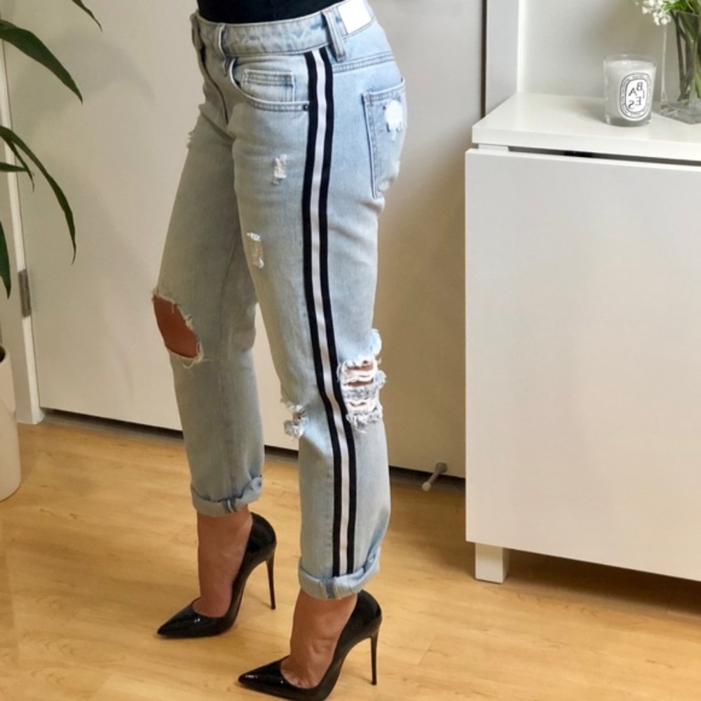 BAELEY Slim Boyfriend w/ Stripe Jeans - Picture 2 of 8
